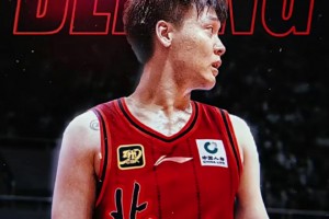 欧文在直播中吐槽自己尝试了一位新发型师：把我的发际线弄毁了！