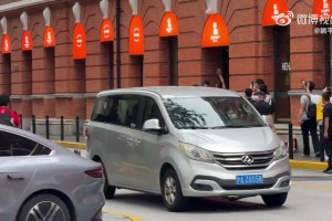 姚麦：法庭见!律师：视频会作为证据当庭播放!姚麦：那算了撤诉